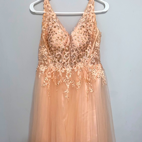 Fancy dress - Picture 6 of 7